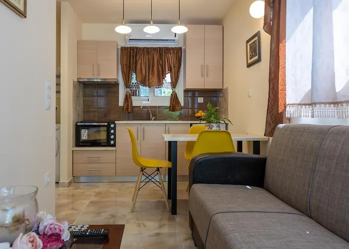 Bougainvillea House With Private Garden Apartman *